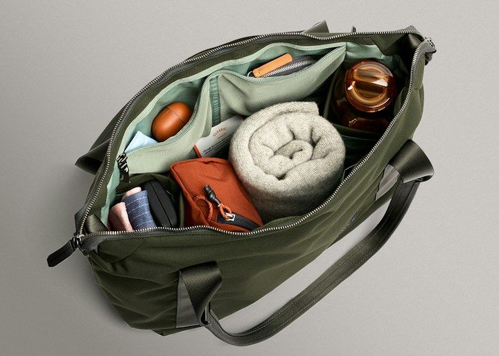 Bellroy Classic Tote – Kapsy i pro láhev a deštník