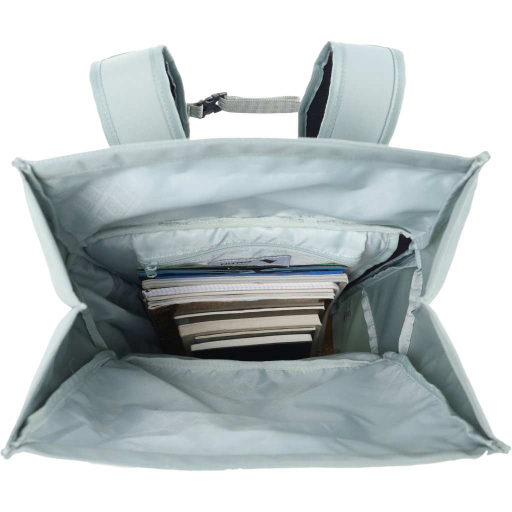 Nitro Cosmo – dostatek prostoru uvnitř