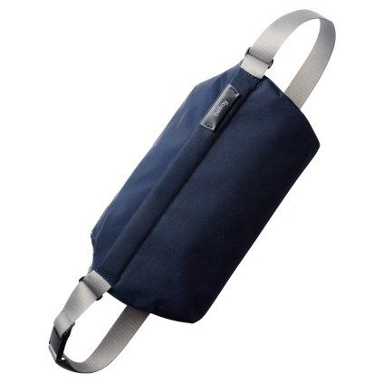 bellroy sling navy galerie v2 bsla nav 227 01
