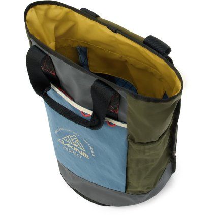 Dakine Renovation LT 22L stahovací uzavírání a MOLLE poutka