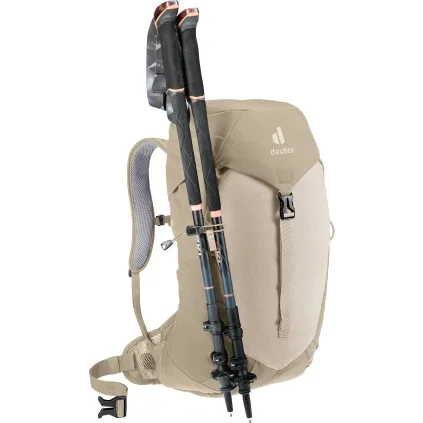 Upevnění trekových holí na batohu Deuter AC Lite 14 SL