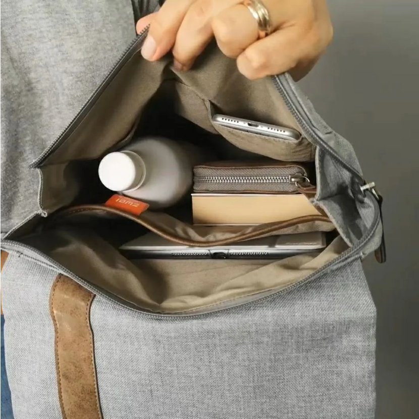 ZWEI OLLI OR13 – interiér a kapsa na tablet