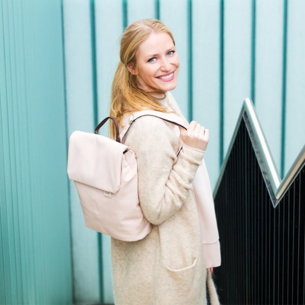 Zwei MR13 – elegantní silueta na postavě