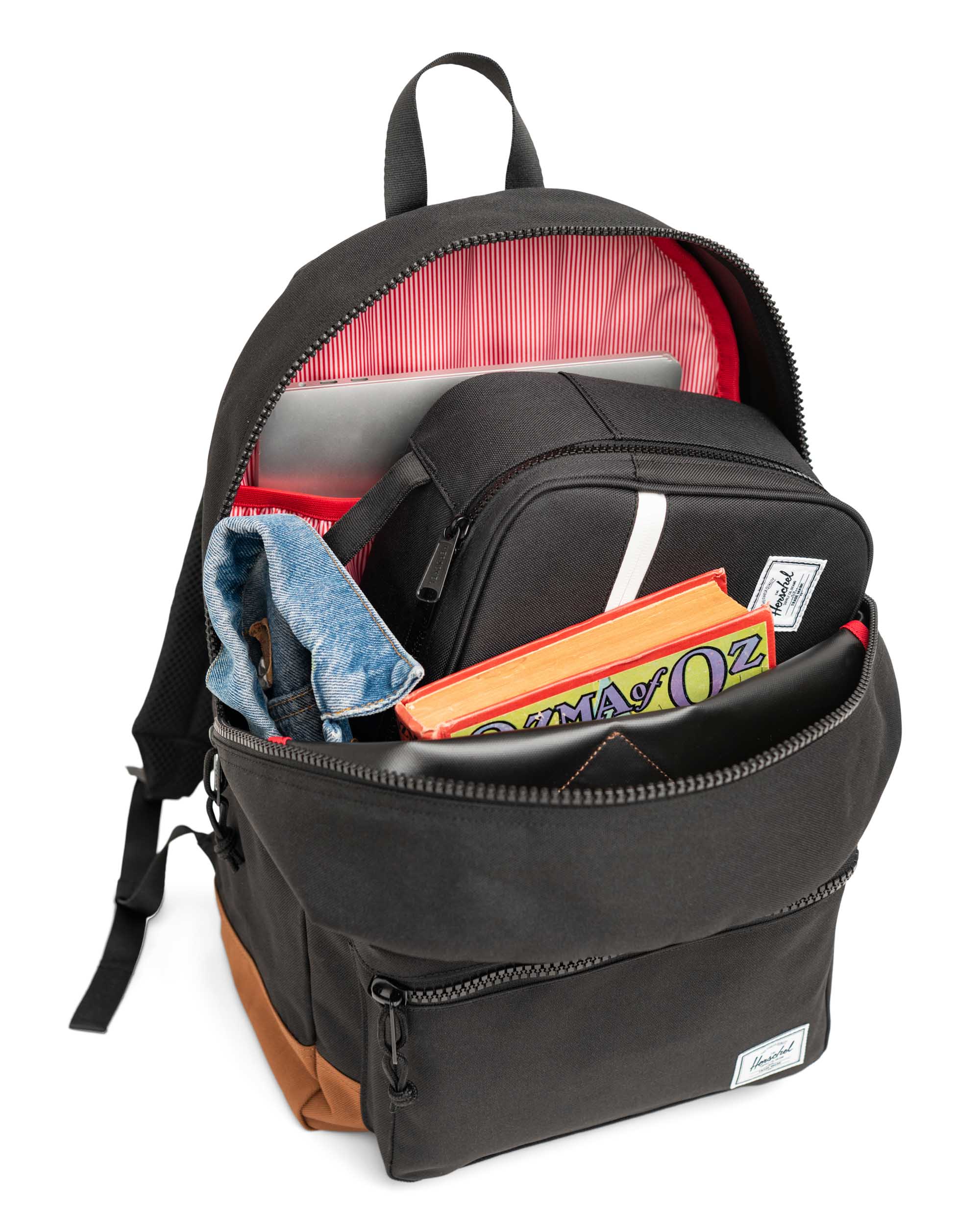 Herschel Heritage Youth – prostorný interiér