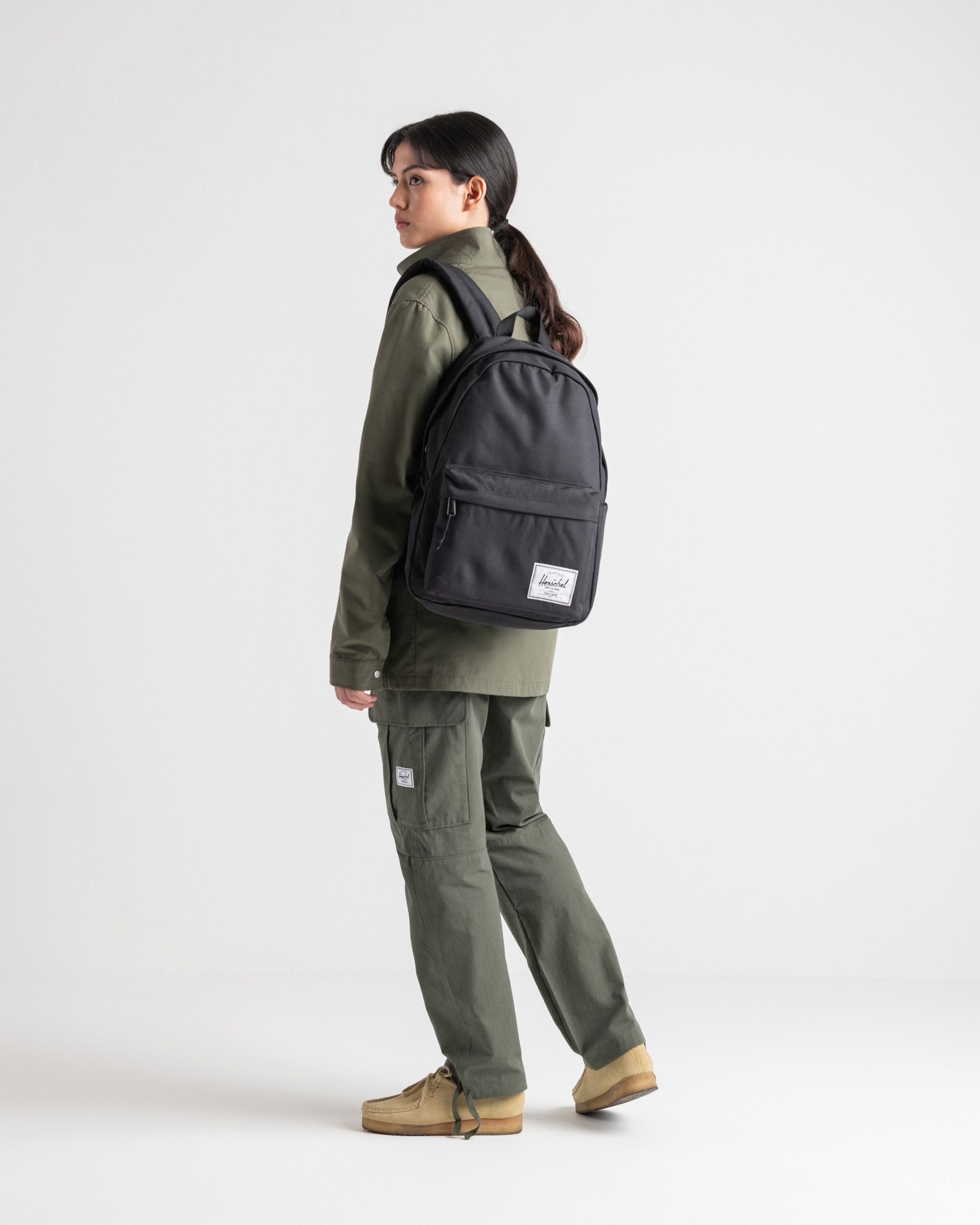 Herschel Classic XL – jednoduchý retro design