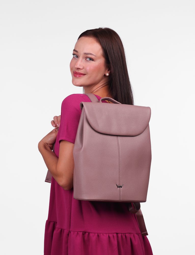 VUCH Mikko Mauve elegance na postavě