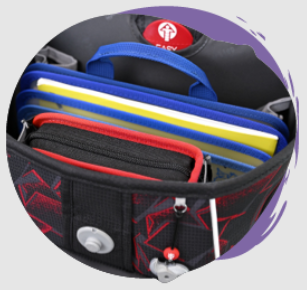 Spousta místa na knihy a sešity