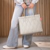 Reisenthel Daily Shopper Puffer Stone – nákupní taška, fotografie v prostředí 3